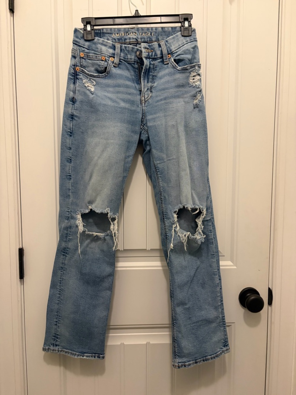 American Eagle Outfitters Light Wash Distressed Straight Leg Jeans